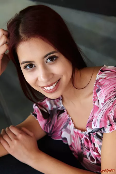 Очаровательная Кристи: Фотосессия нежности и элегантности